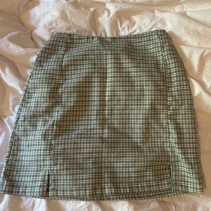 Plaid green brandy skirt! 🐊